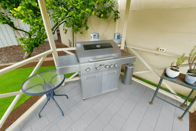 ChatGPT Image Aug 6, 2025, 06_45_57 PM